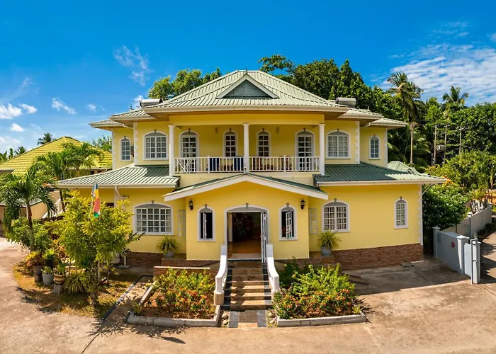 Captain's Villa *